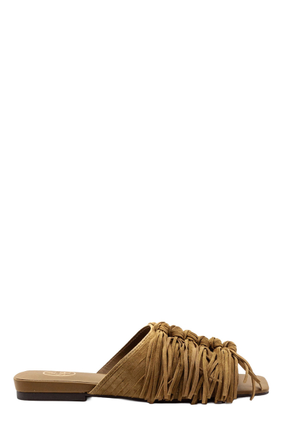  - SANDAL